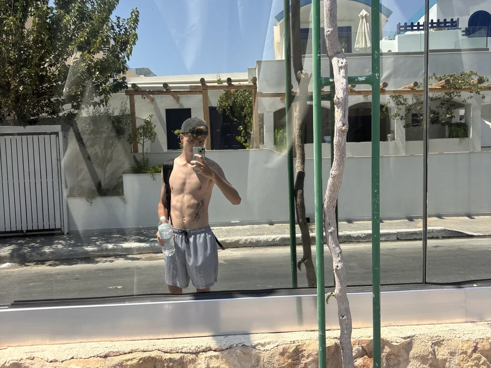 leonjames69 Offline XXX Chat