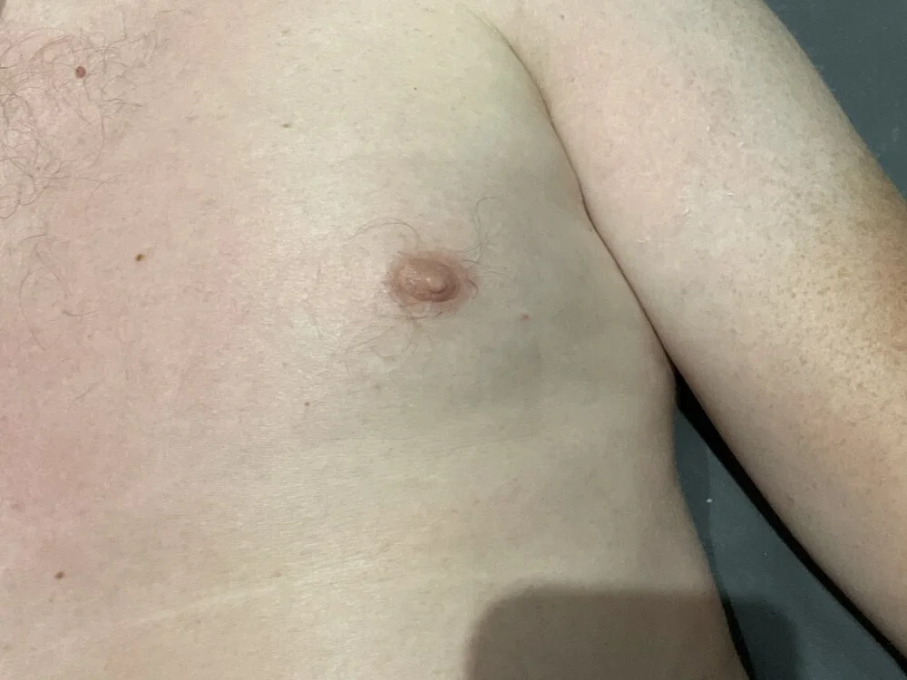 Lovetobenaked4u Offline XXX Chat