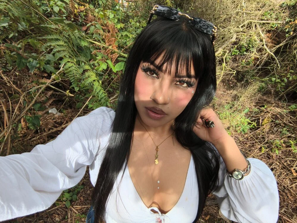 دردشة kiitty_devil الجنسية دون اتصال