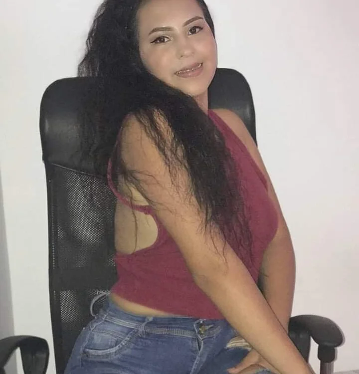 CrysstalX's Offline Chat Room