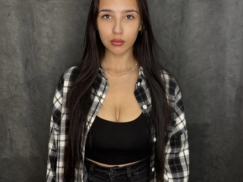 LilianHamersly offline XXX-chat