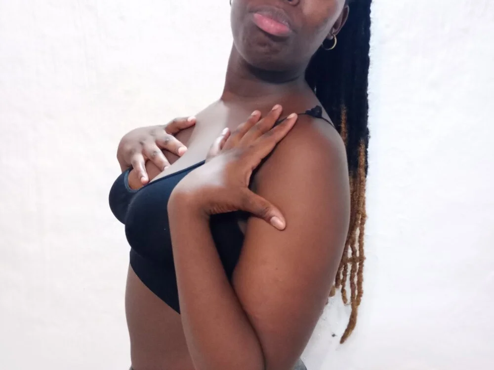 Offline XXX chat SexyNickiXXX