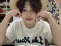 yang080601's Offline XXX Chat