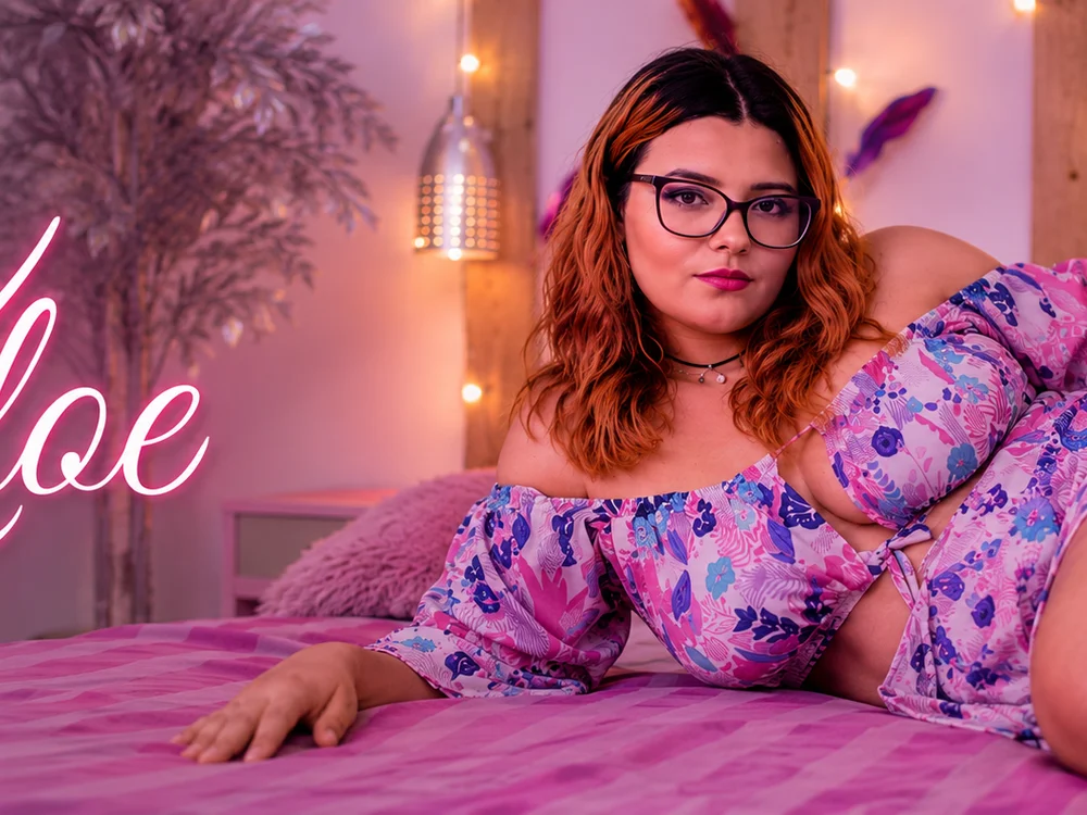 Miss_Kloee's Offline XXX Chat