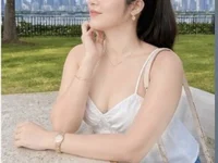 Urgreatestbellaxx webcam thumbnail