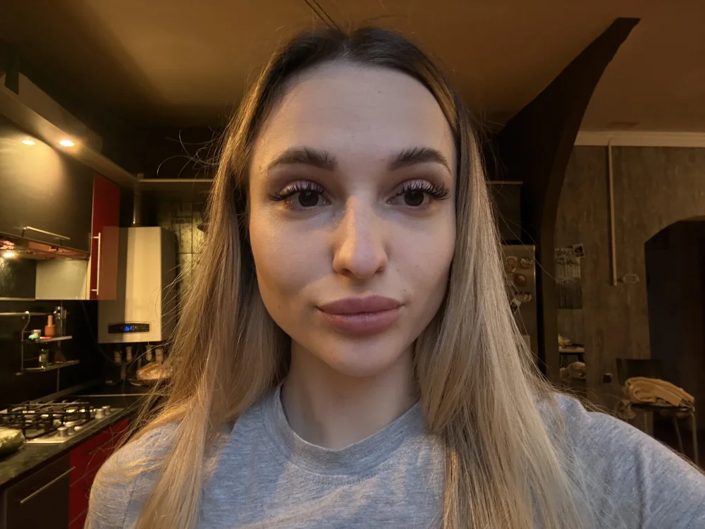 LibbyStark's Offline Chat Room