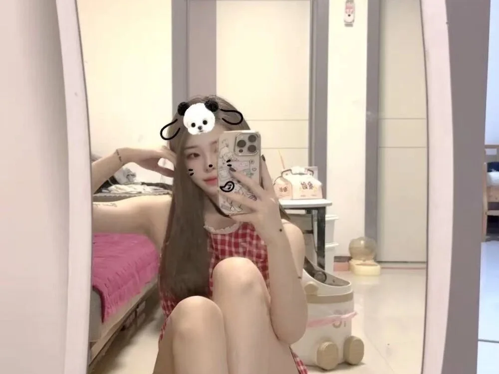 tuanzi125216's Offline XXX Chat