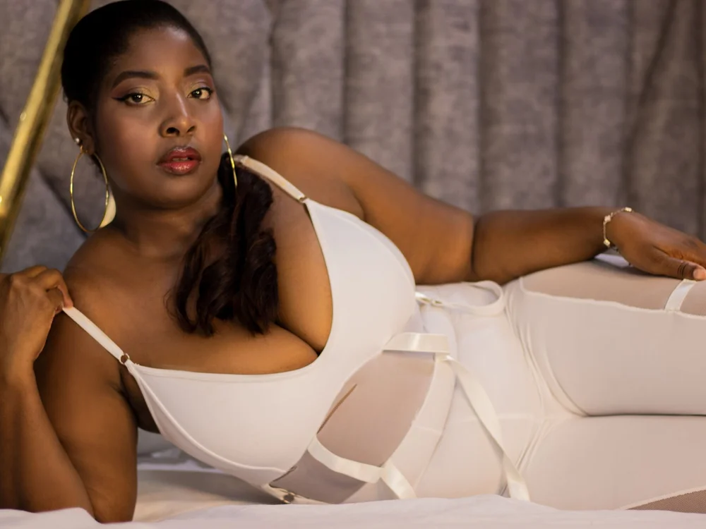 Sembang XXX Luar Talian April_Bellini