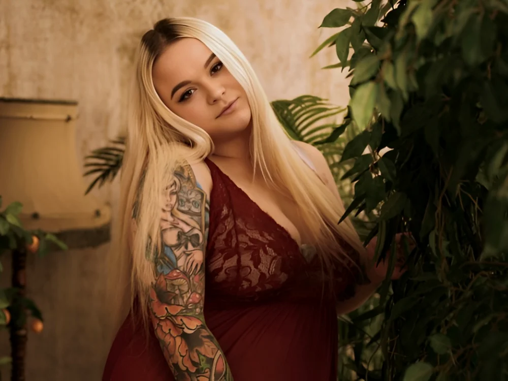 AlisonAngil's Offline Chat Room