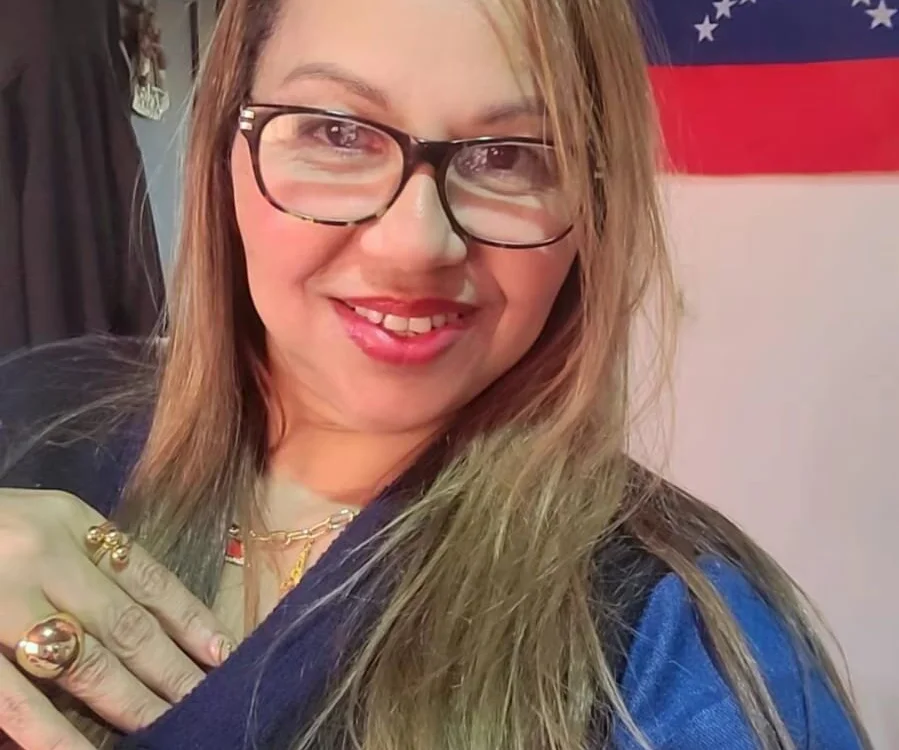 Ladymilf12 Offline XXX Chat