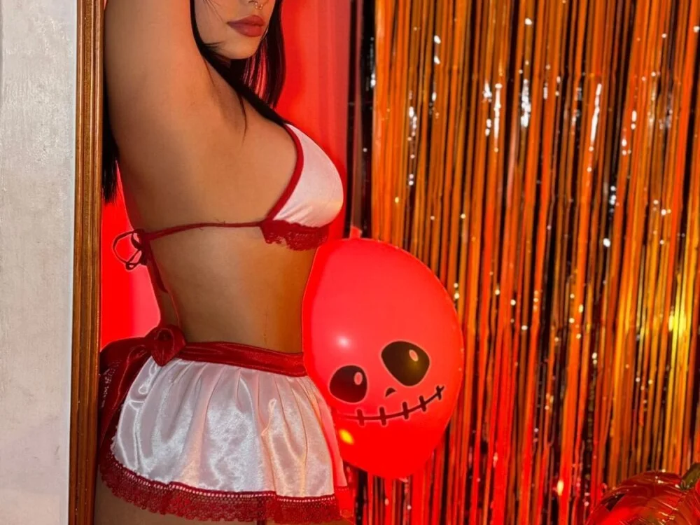 Blaiir_Moon Chat XXX offline