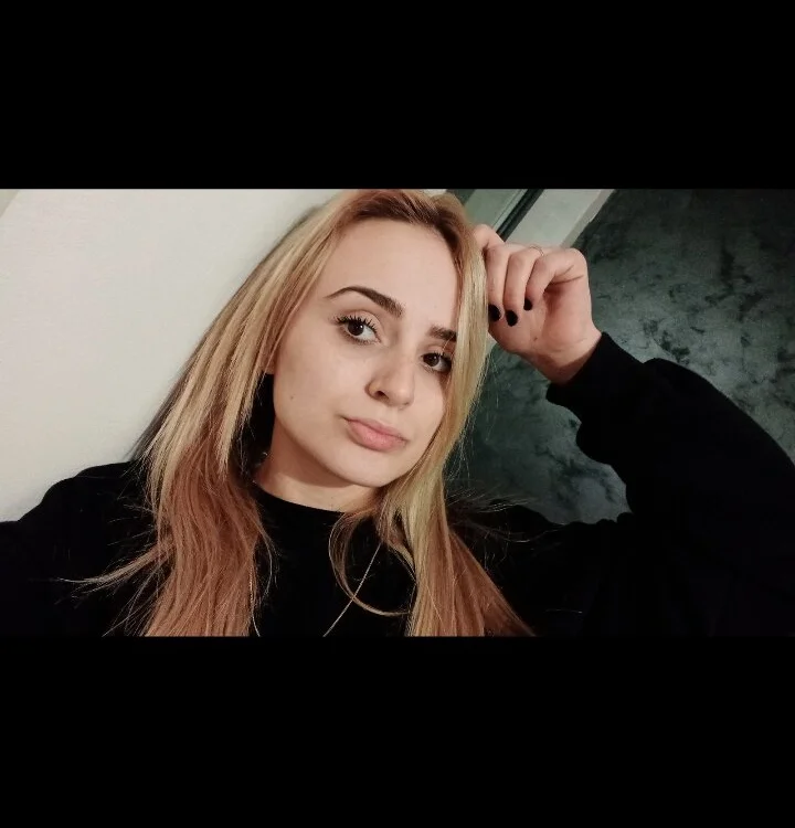 sarah_miaaa Obrolan XXX Offline