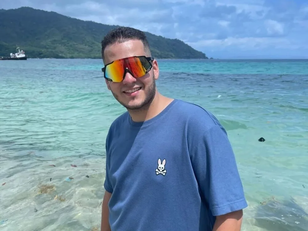 Pablo_EscobarGomez 离线XXX聊天