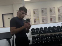 XXX chat uživo modela esko42