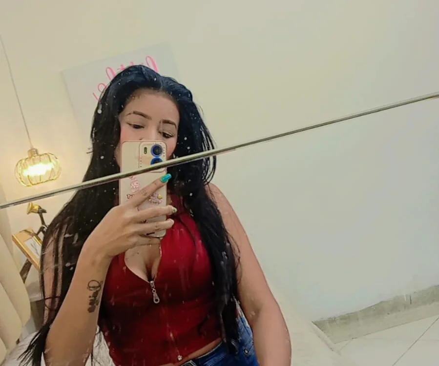 Kaira_Patel offline chatrum