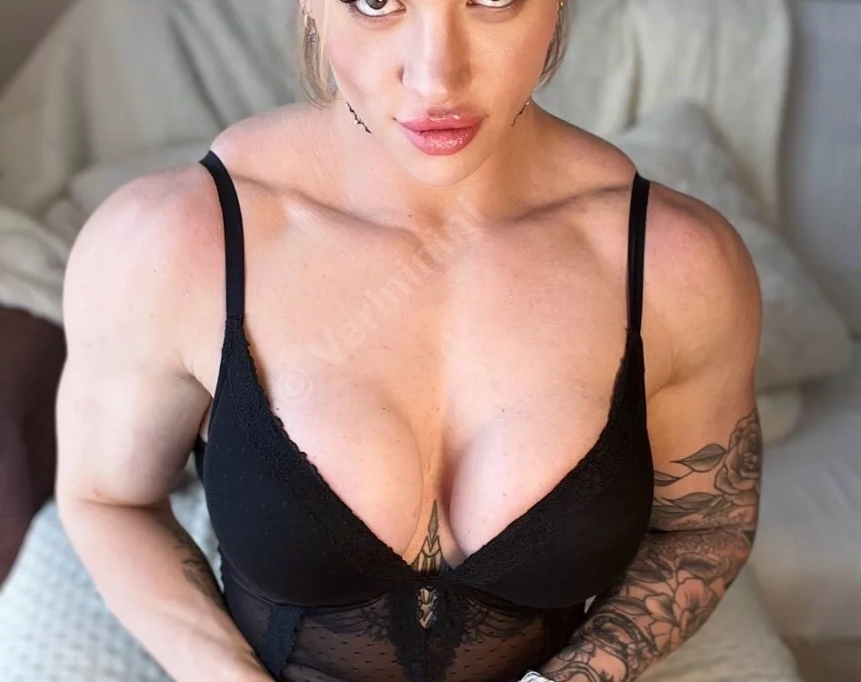 muscleprincess' Offline Chat Room