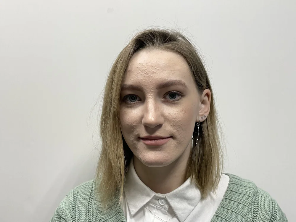 ArianePoitras offline chatrum
