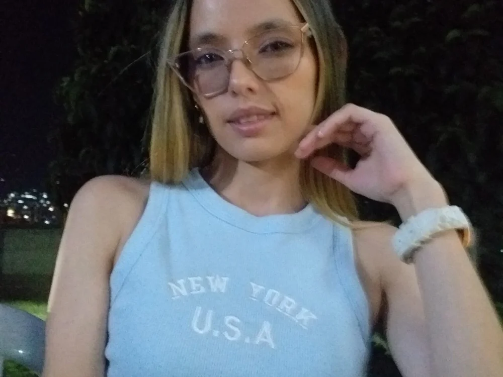Emma_syan1 offline chatrum