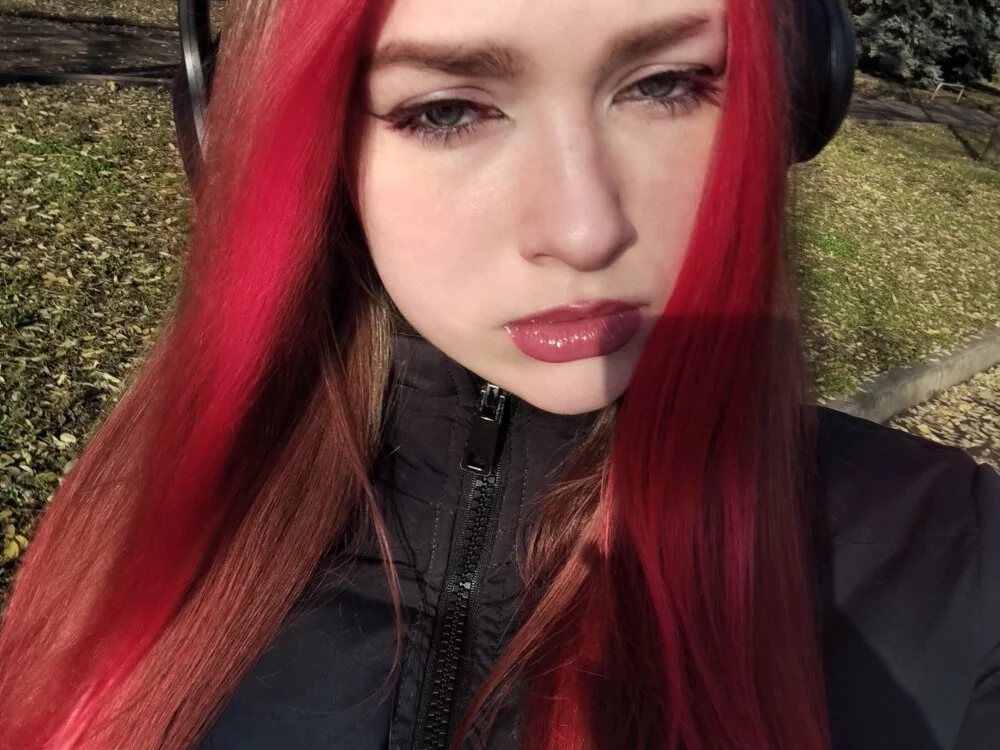 CassieLiam's Offline XXX Chat