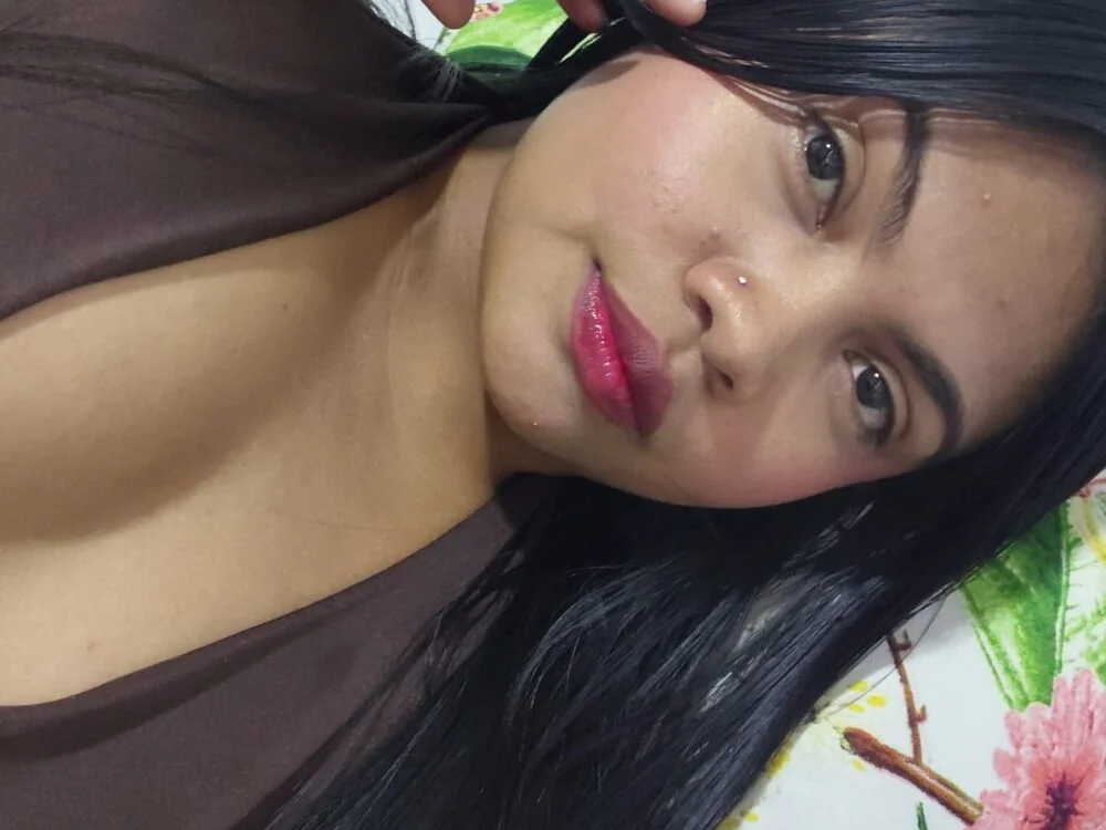 Offline XXX chat Nahomi39