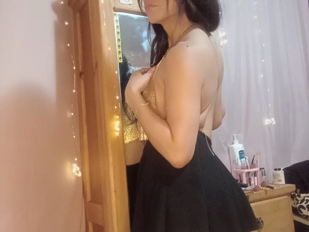 Leah_Michelle98's most recent online preview