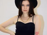 AngelesBenitz's Live XXX Chat