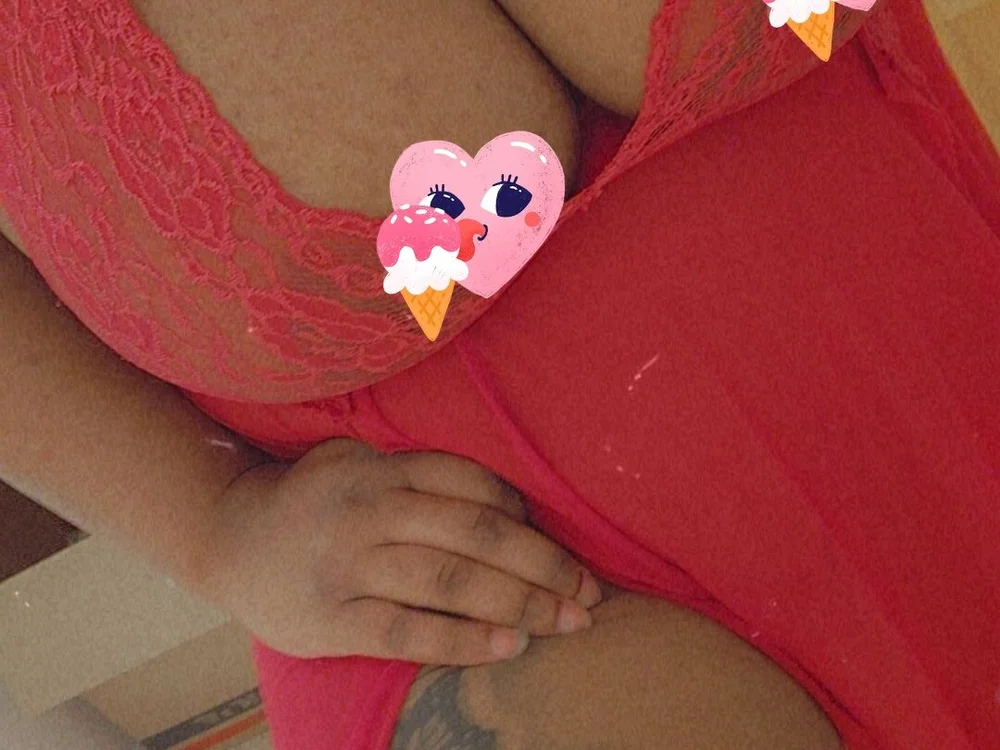 bigtittyLola offline chatrum