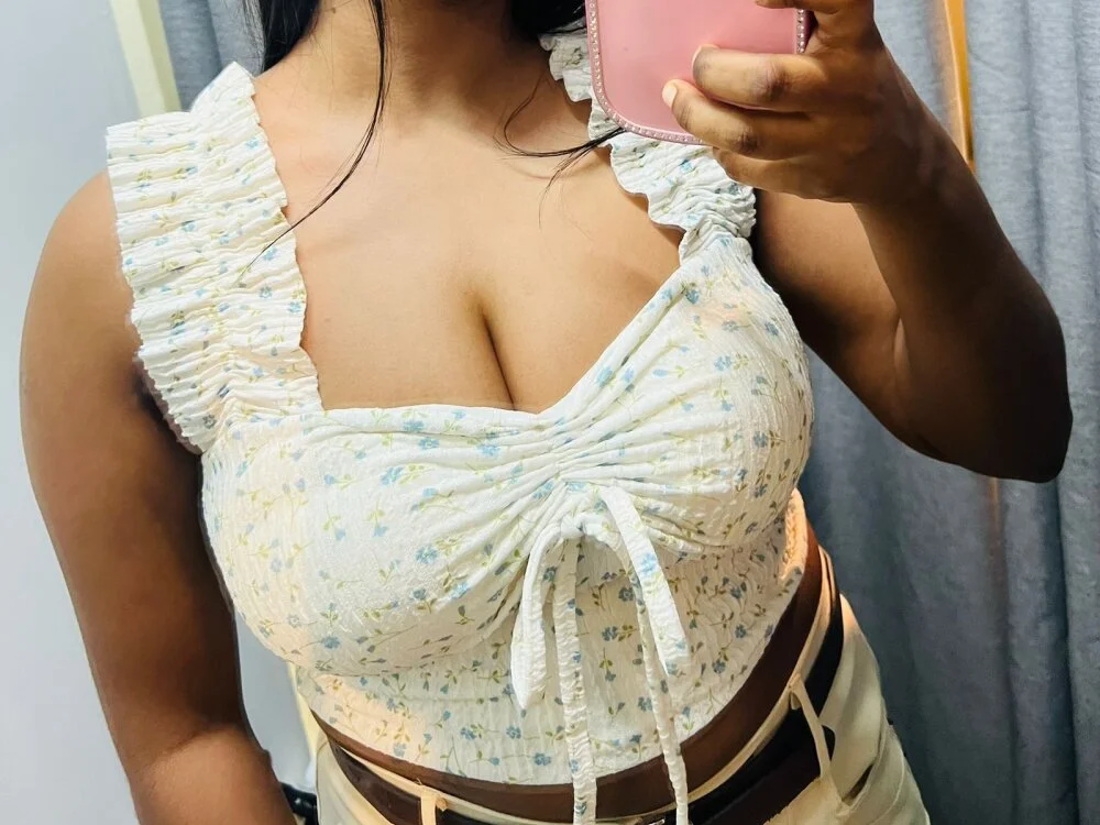 LustInLips' Offline XXX Chat