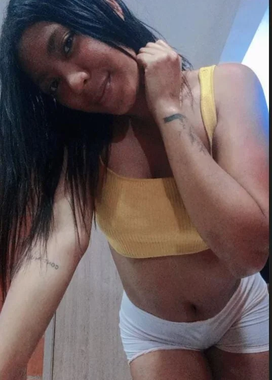 Beautifullightskin offline chatrum