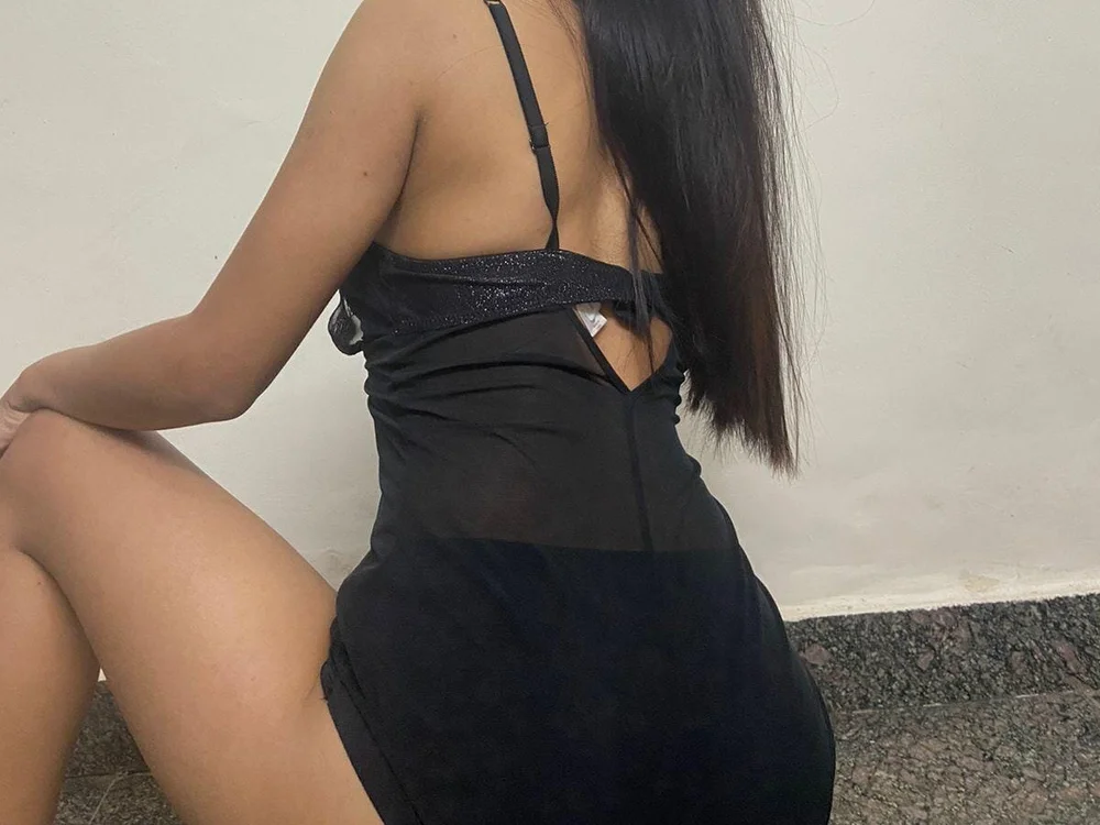 latika_2512's Offline XXX Chat