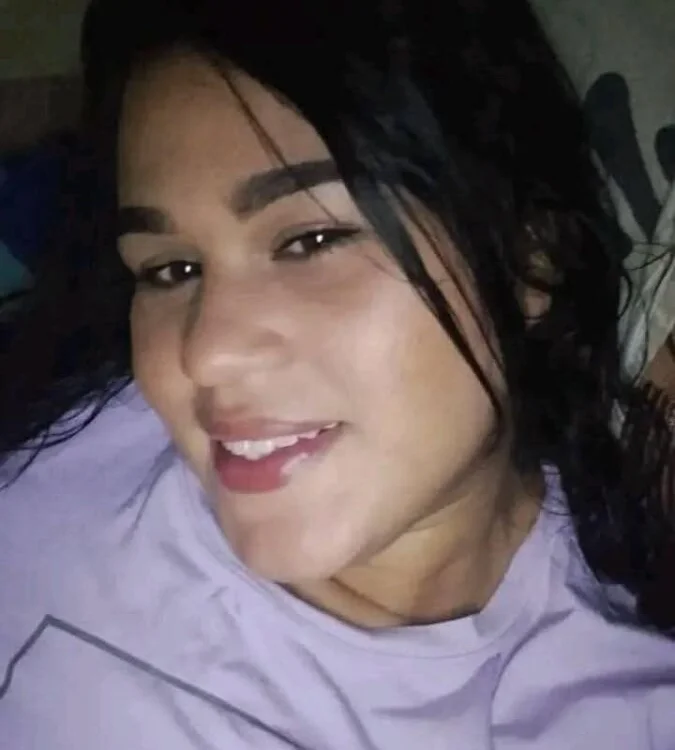 macarena_reyes offline chatrum
