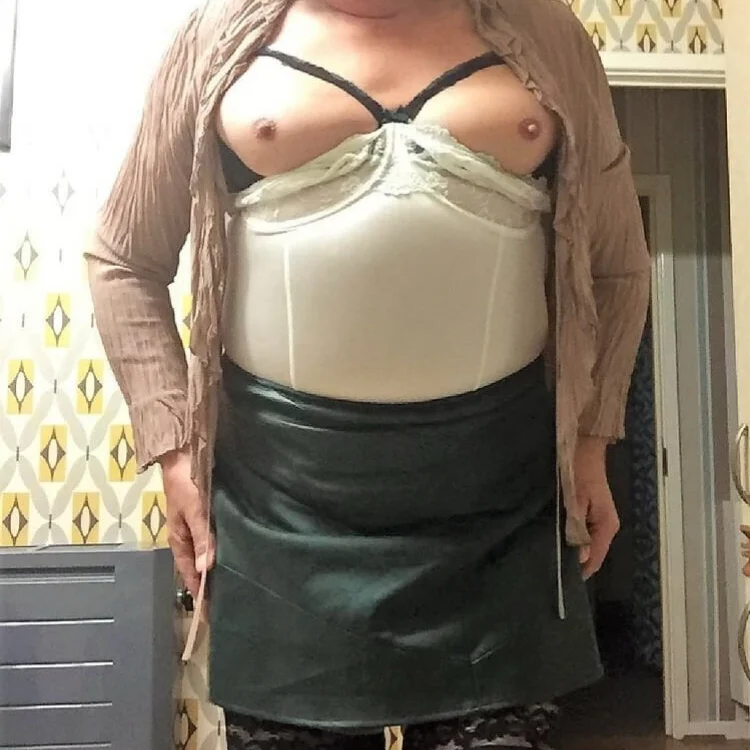 bingo1951 – Offline XXX chat