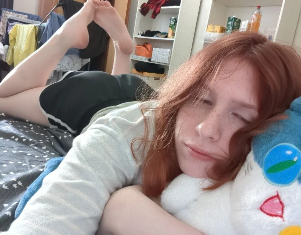 KaateMorgann's Offline Chat Room