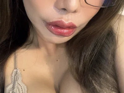 TsKinkyTrish - Trans 