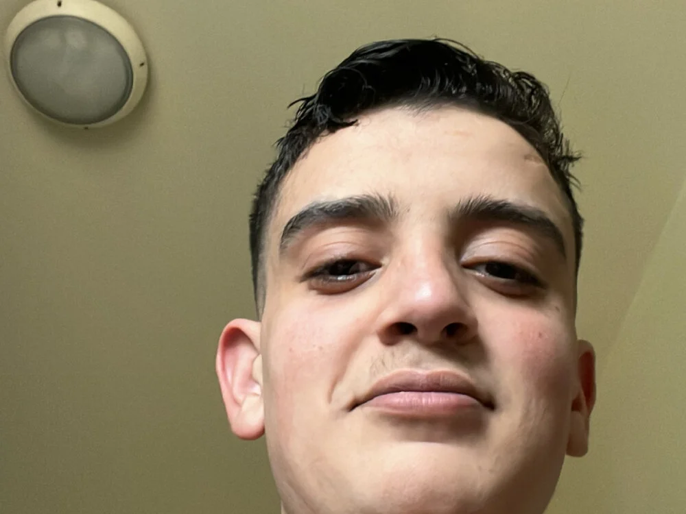 tonny0003's Offline XXX Chat