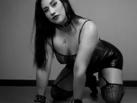 cherryy_bombshelll Live XXX-Chat