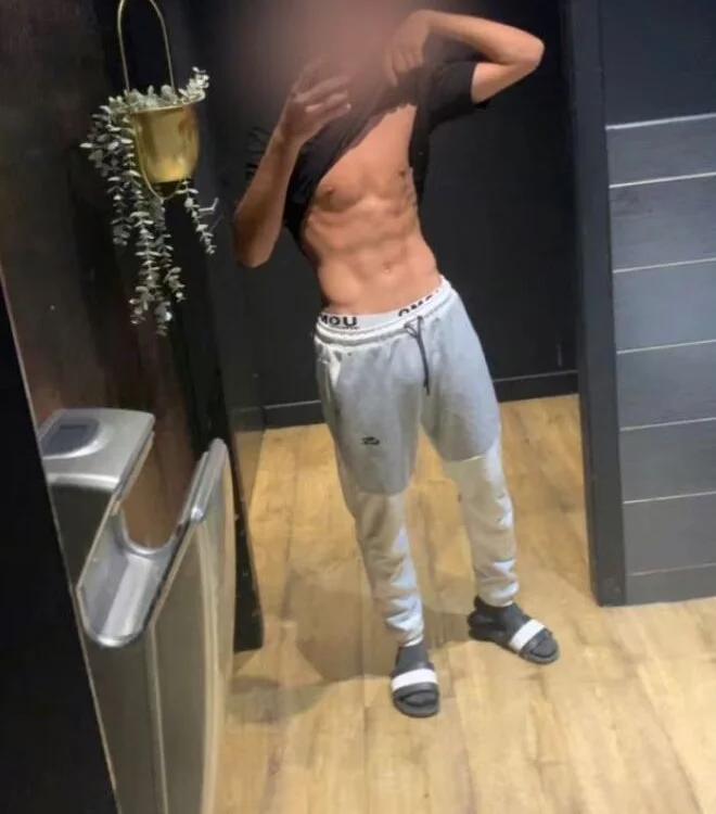 دردشة Abdulah92007 الجنسية دون اتصال