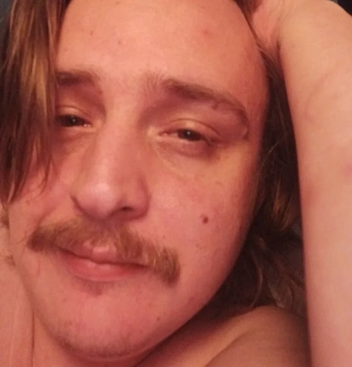 jj395's Offline Chat Room