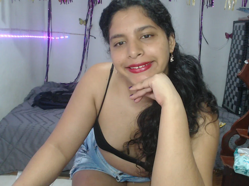 sexyhot20xxx's Offline XXX Chat