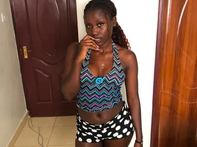 ebony_queen11