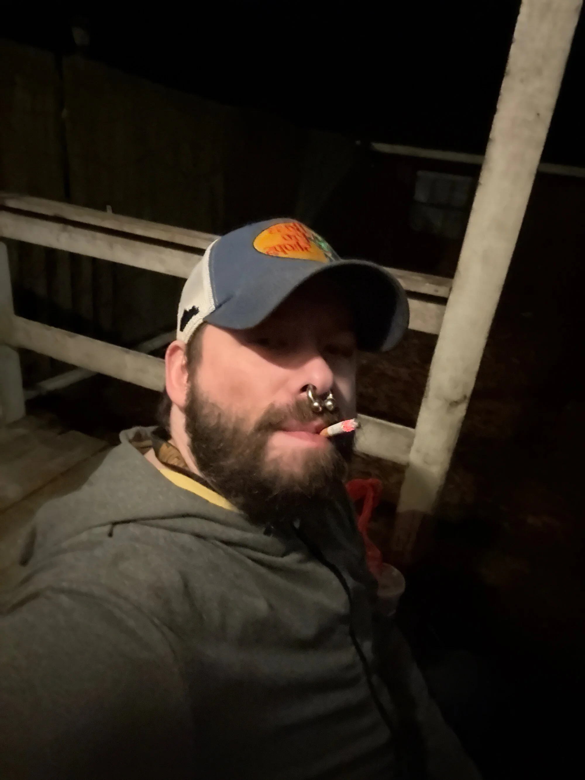 MarlboroSmokinMan