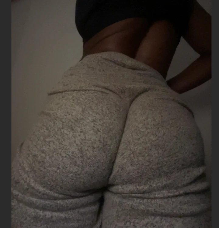 ห้องแชทออฟไลน์ของ JuicyAss44