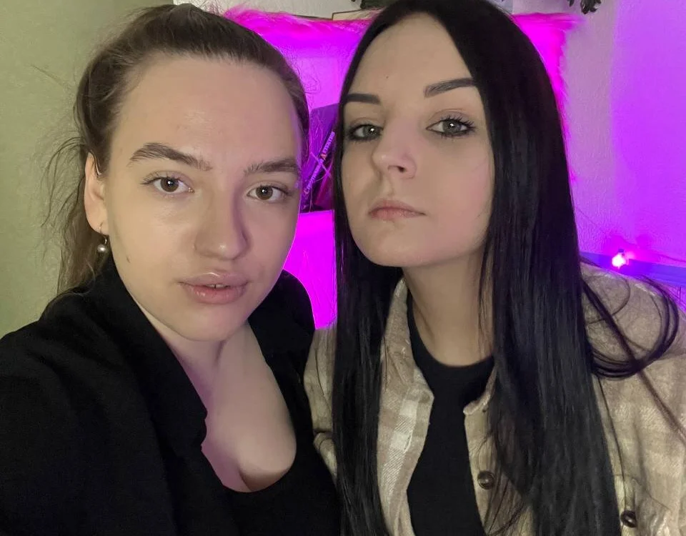 SmithAbiglil's Offline Chat Room