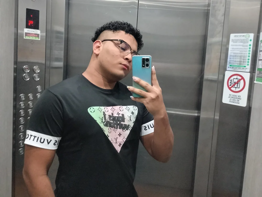 Chat XXX offline de Kevinmarshallxs