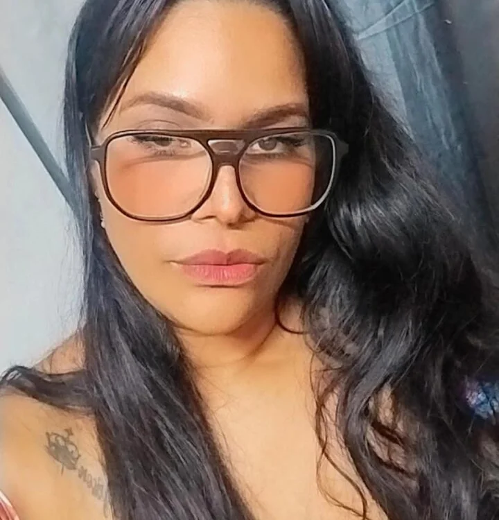 lucy____23 離線 XXX 聊天