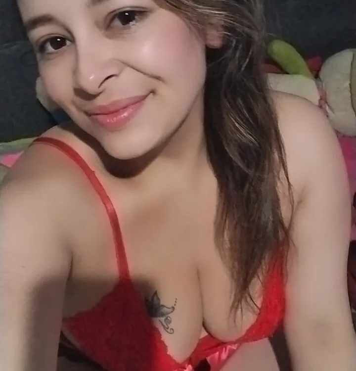 AlondraToledo's Offline XXX Chat