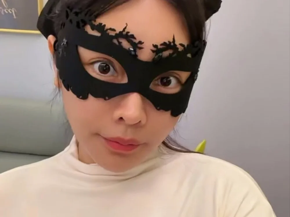 lilymm2026 Obrolan XXX Offline