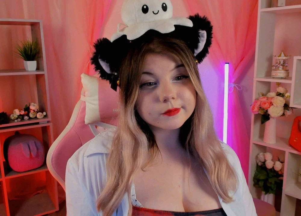 AmeliaNova's Offline XXX Chat
