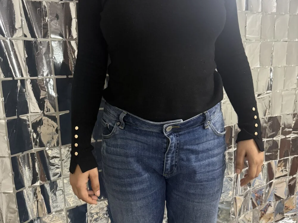 Desi_Village_Girl 离线XXX聊天