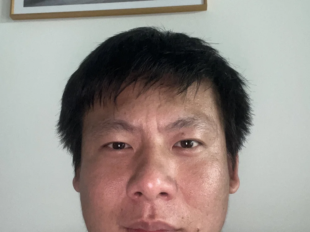 frank52i 離線 XXX 聊天